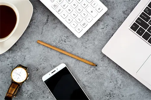 给电脑换显卡注意什么