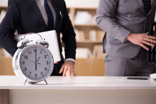 为什么有的电脑屏碎了